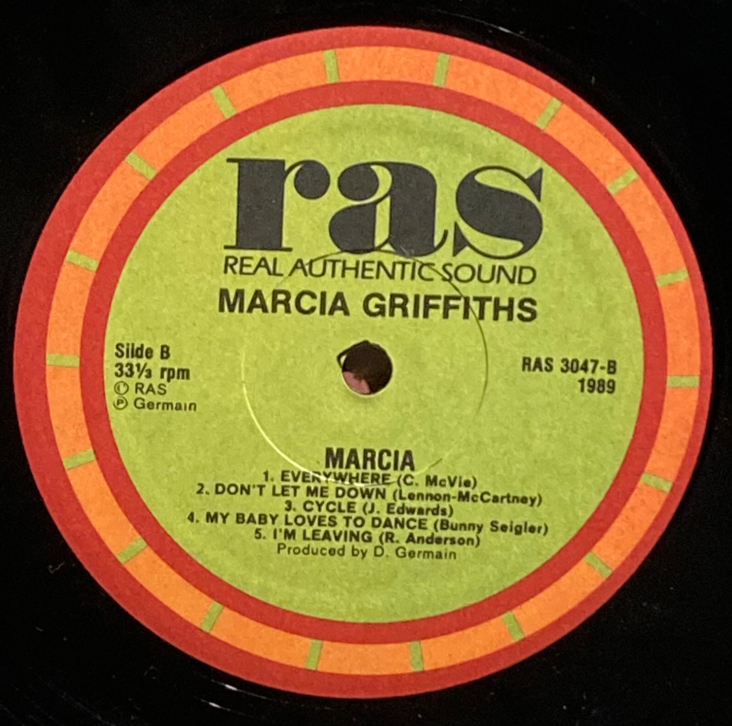 【USED】Marcia Griffiths – Marcia
