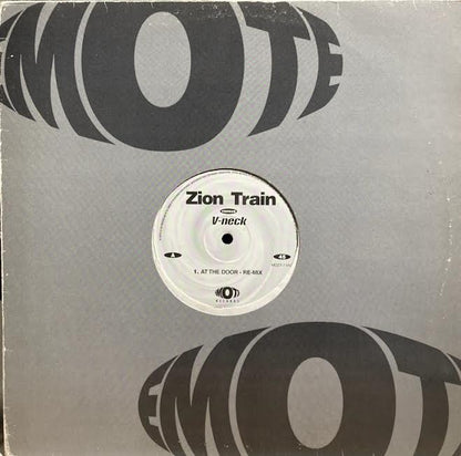 【USED】V-Neck VS Zion Train - At The Door Re-MIx