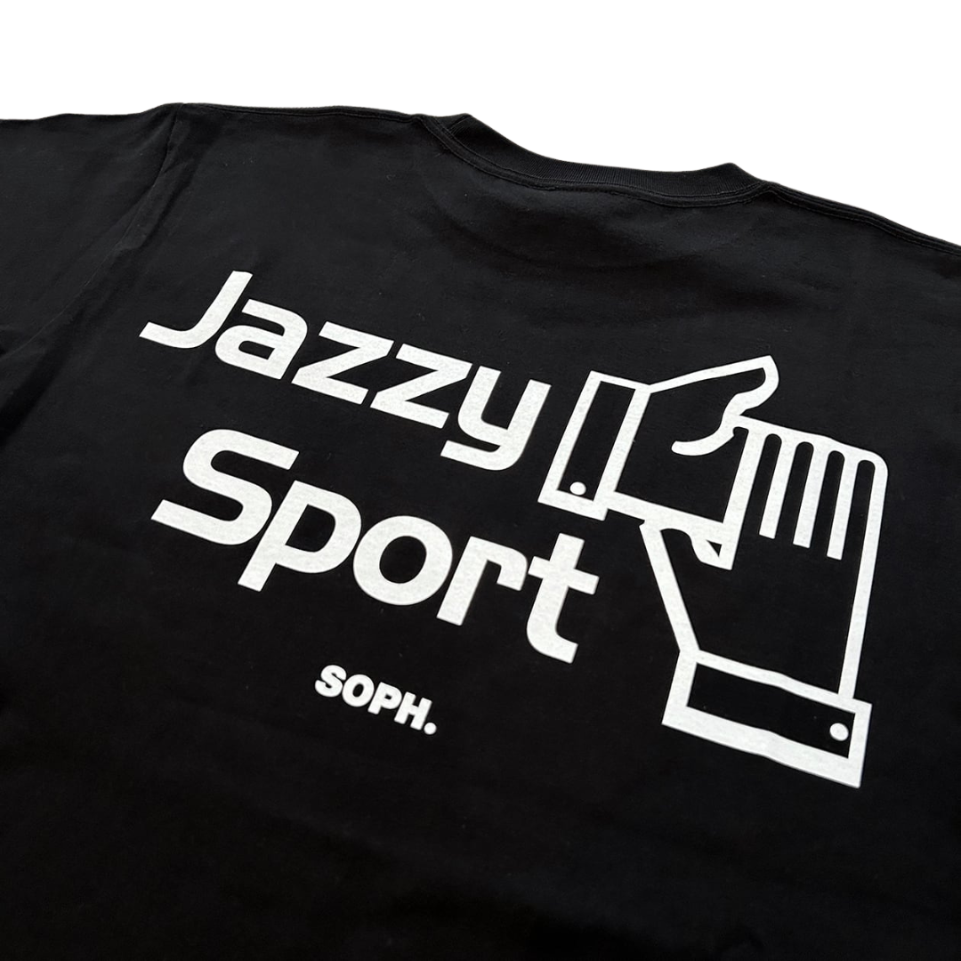【残りわずか／ NEW】SOPH. × Jazzy Sport Tシャツ（ブラック）
