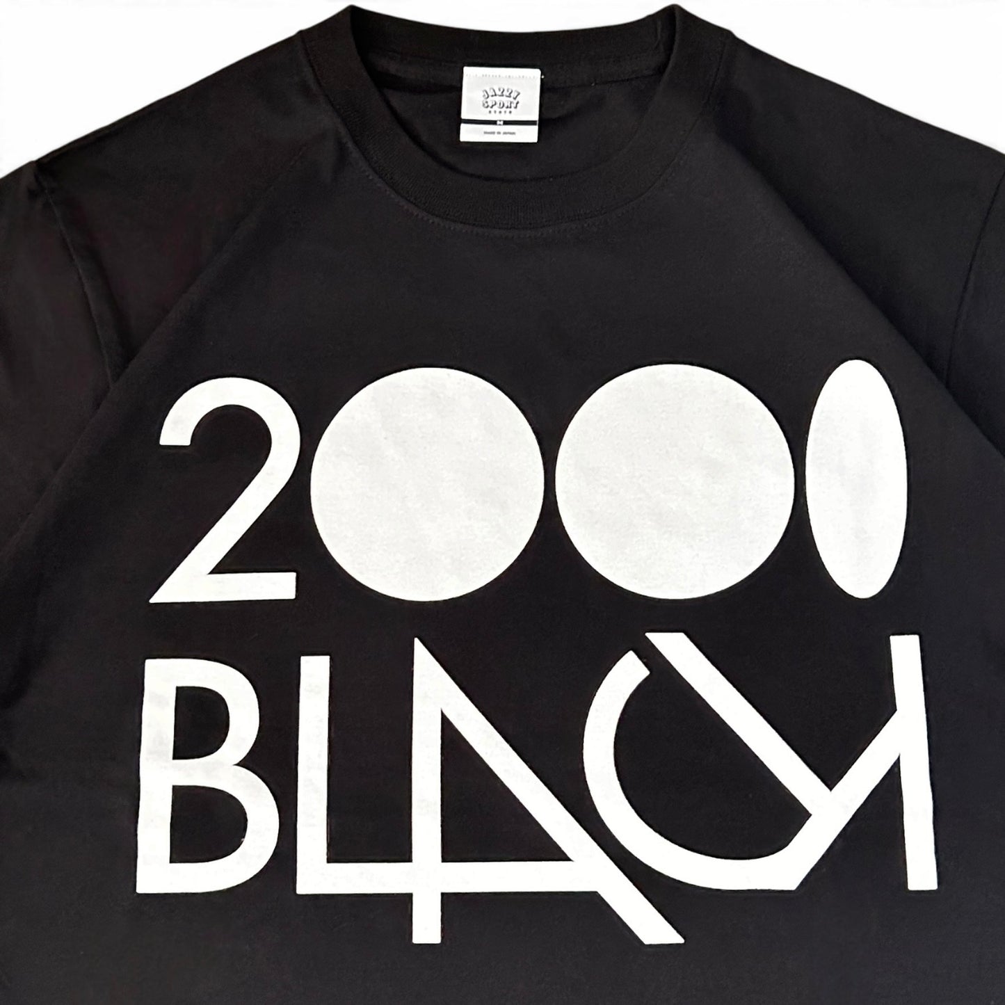 【NEW】2000Black x JS Kyoto "In The Heat" T-Shirt ／ブラック x ホワイト
