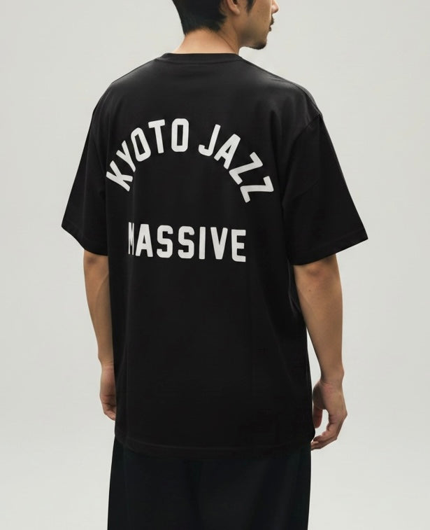 【NEW】Kyoto Jazz Massive x JS Kyoto "College Logo" T-Shirt ／ブラック
