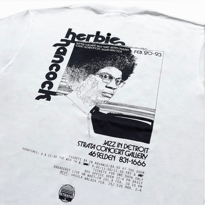 【NEW】Strata Records // Jazzy Sport "Herbie" Tシャツ（ホワイト）