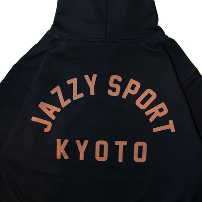 【NEW】JS "Kyoto College Logo" フーディー／ブラック x 黒柿